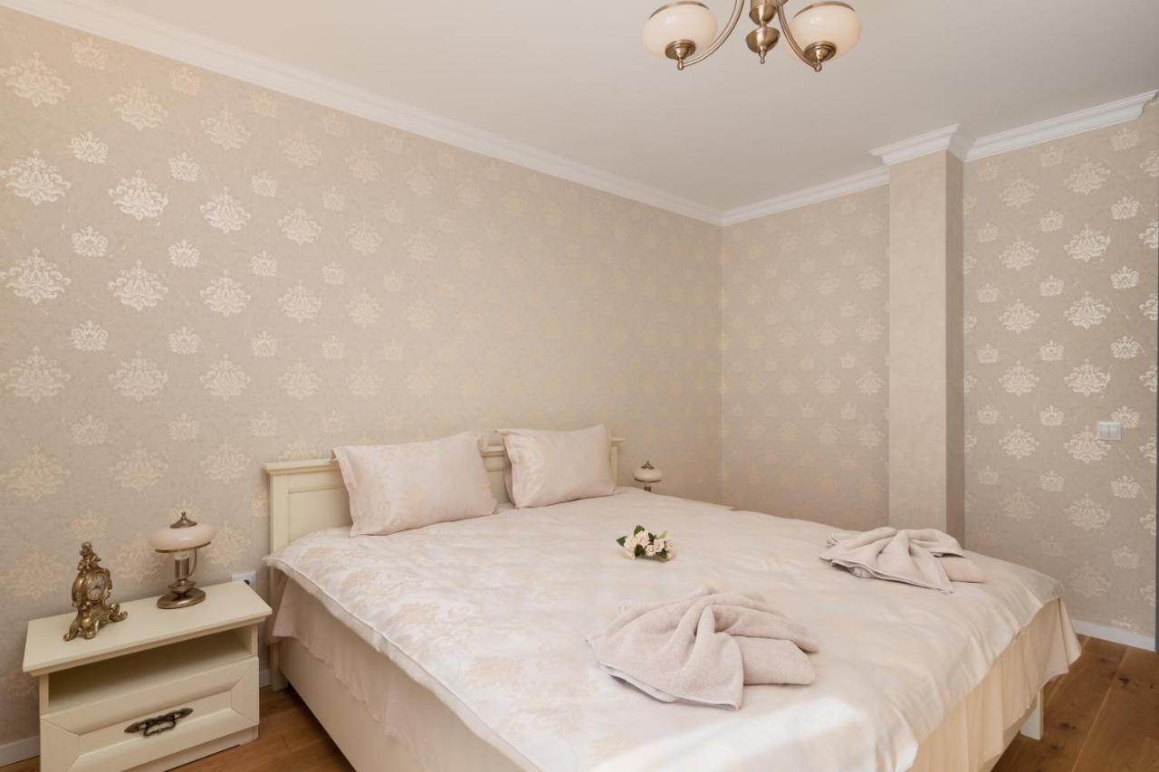 Varna Classic Apartments ภายนอก รูปภาพ