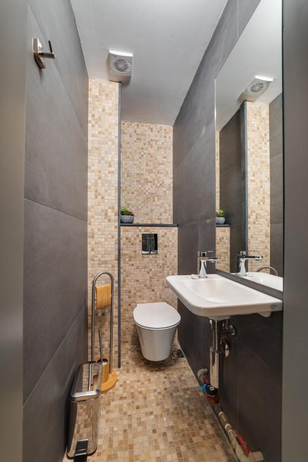 Varna Classic Apartments ภายนอก รูปภาพ