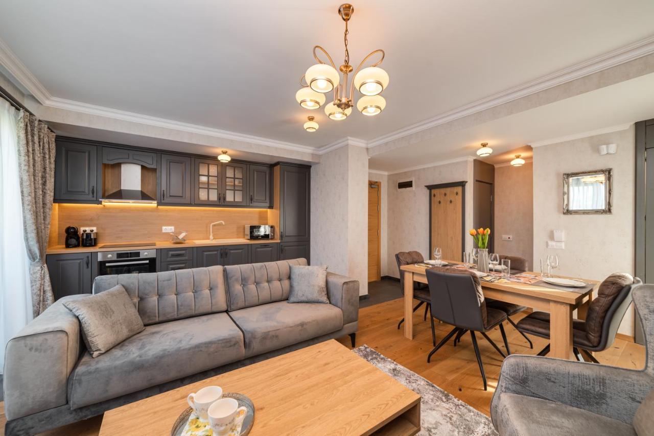 Varna Classic Apartments ภายนอก รูปภาพ